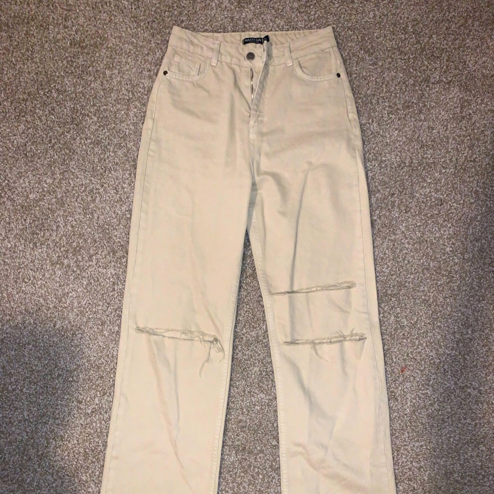 Tan ripped jeans from nasty gal size 4